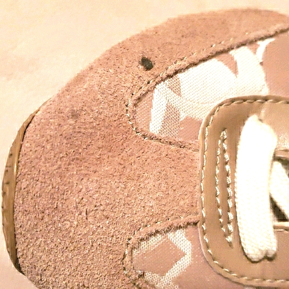 COACH KINSLEY BEIGE/WHITE LOW TOP SZ 6M - Picture 6 of 8